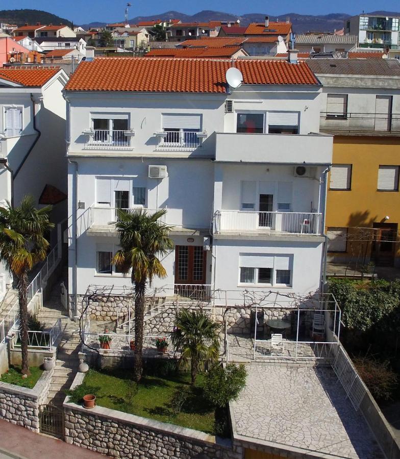 Apartman Lara Crikvenica Buitenkant foto